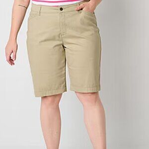 St. John's Bay Womans Mid Rise Bermuda Short, Biscotti, Size 16